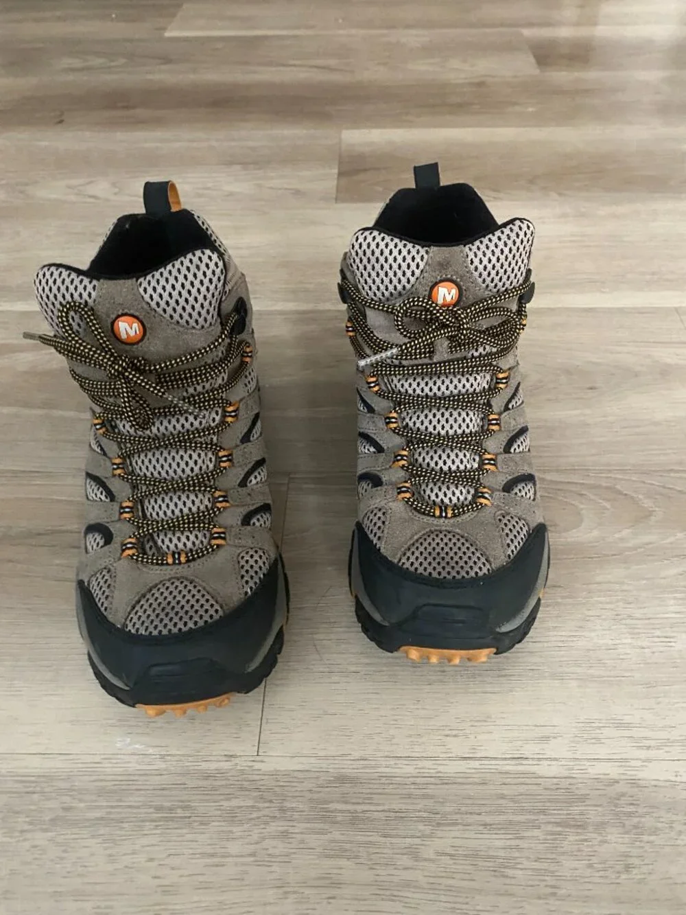 Merrell Moab Hiking Shoes | Women’s 11 | Men’s 9 | Walnut Vibram Trail Outdoor